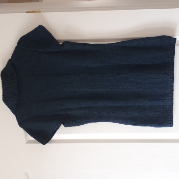 Women's Sweater - Picture 5 of 7